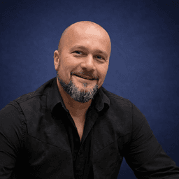 Oktay Sari's profile picture